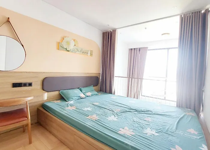 Sweet Home - Homestay Apartment System At Icon 40 Ha Long Building *