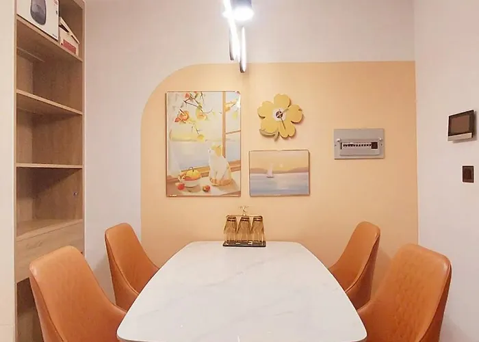Sweet Home - Homestay Apartment System At Icon 40 Ha Long Building *
