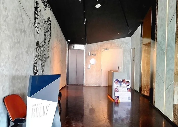 Sweet Home - Homestay Apartment System At Icon 40 Ha Long Building *