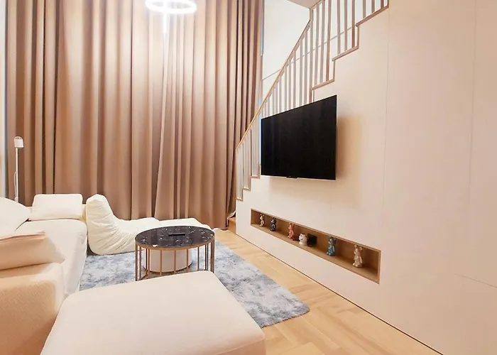 Sweet Home - Homestay Apartment System At Icon 40 Ha Long Building Ha Long